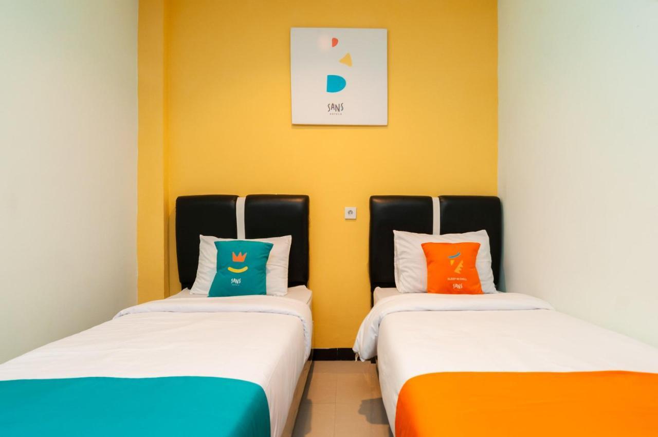 Sans Hotel Finest Medan Luaran gambar
