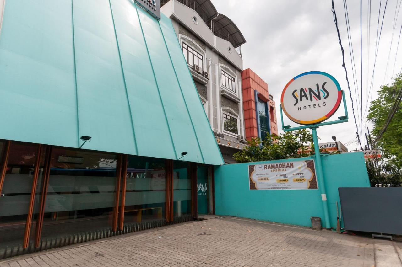 Sans Hotel Finest Medan Luaran gambar