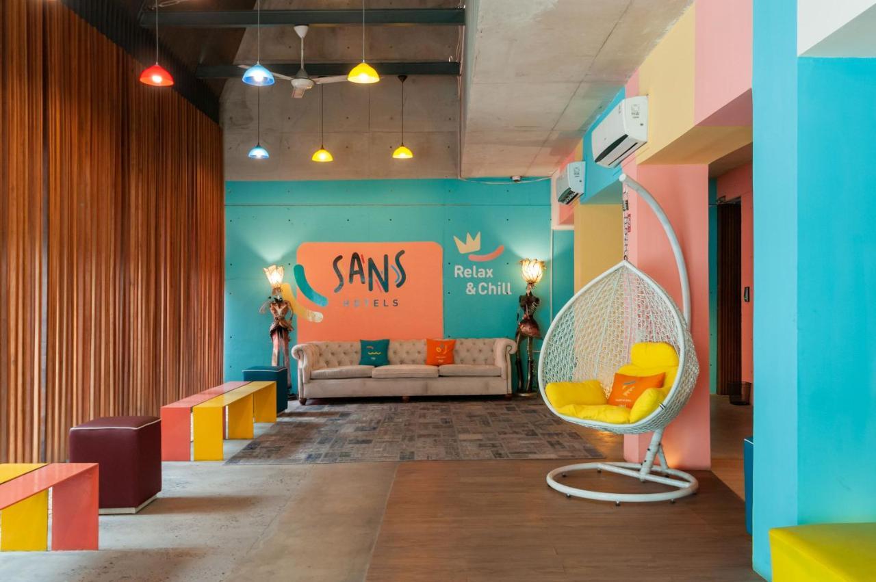 Sans Hotel Finest Medan Luaran gambar