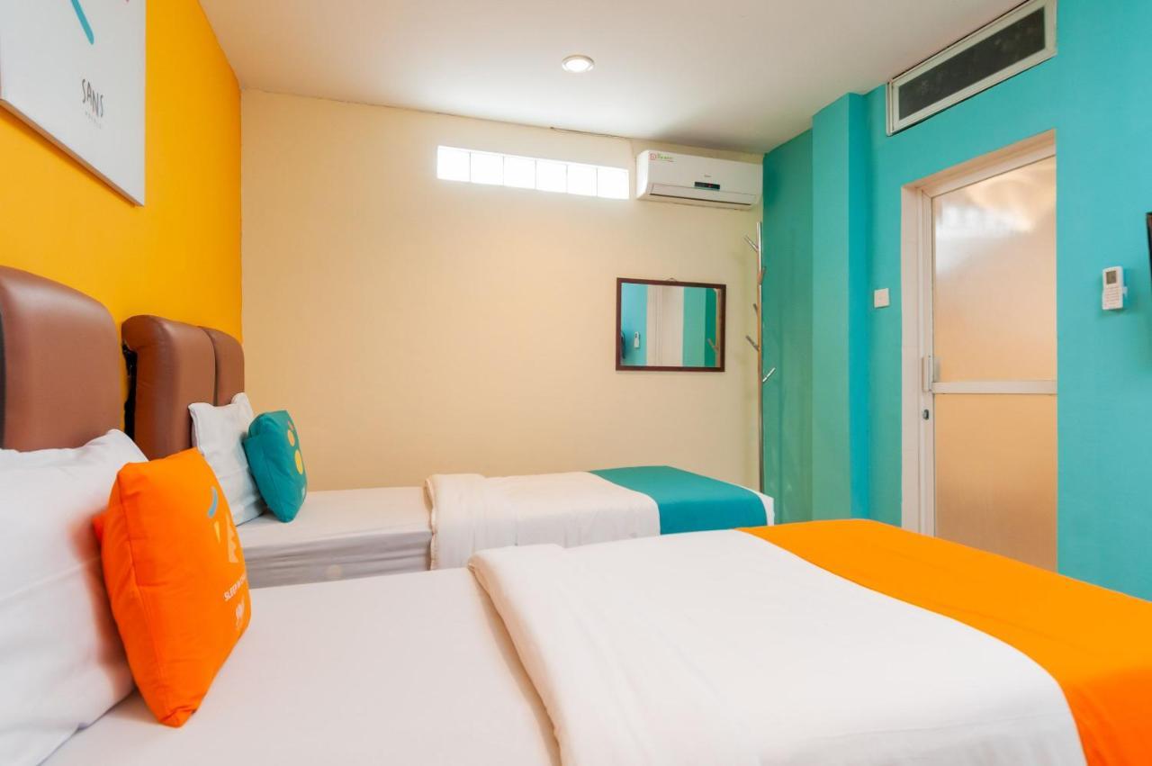 Sans Hotel Finest Medan Luaran gambar